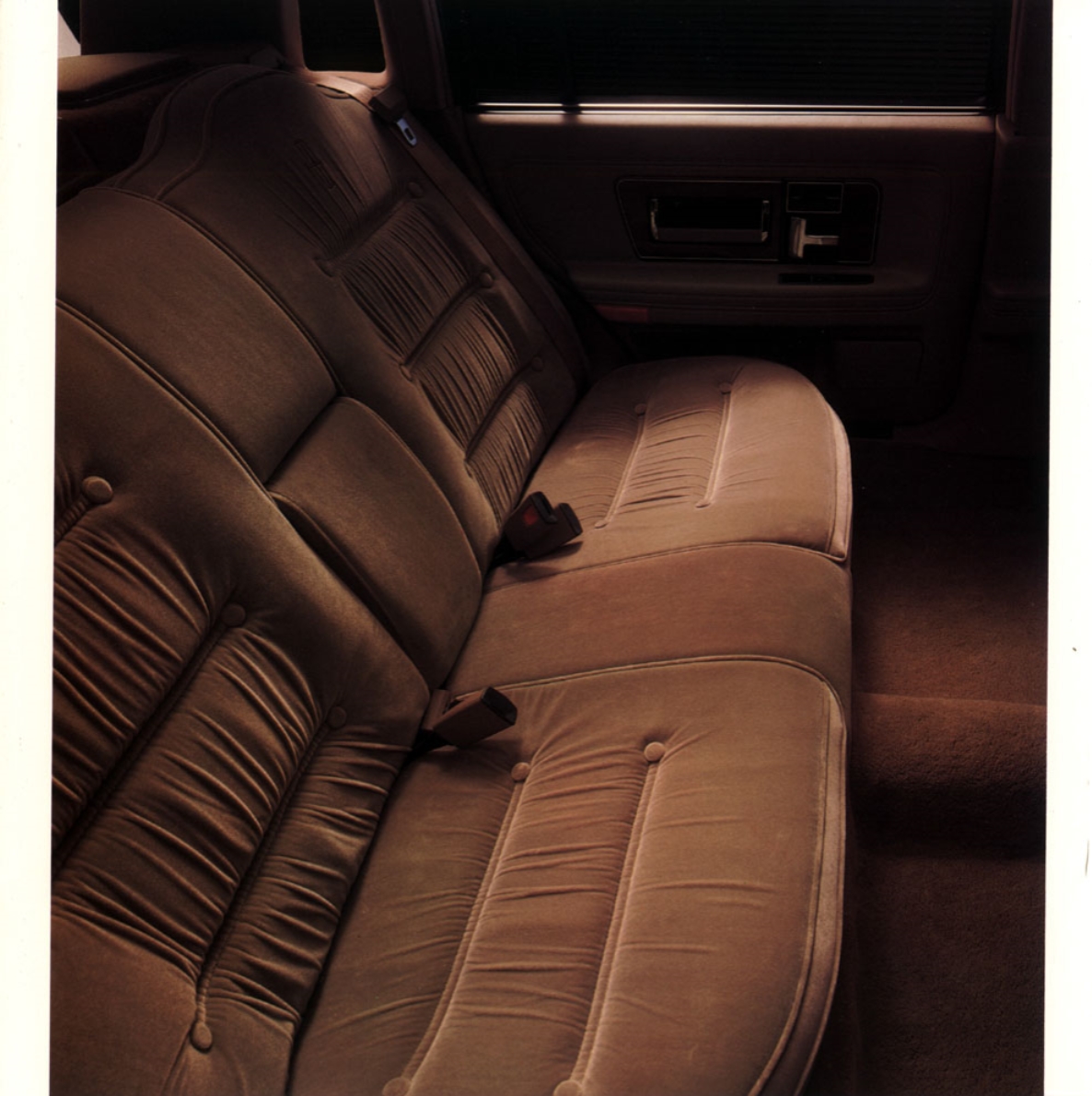 1988_Lincoln_Continental_Portfolio-09