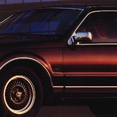 1988_Lincoln_Mark_VII-02-03-04