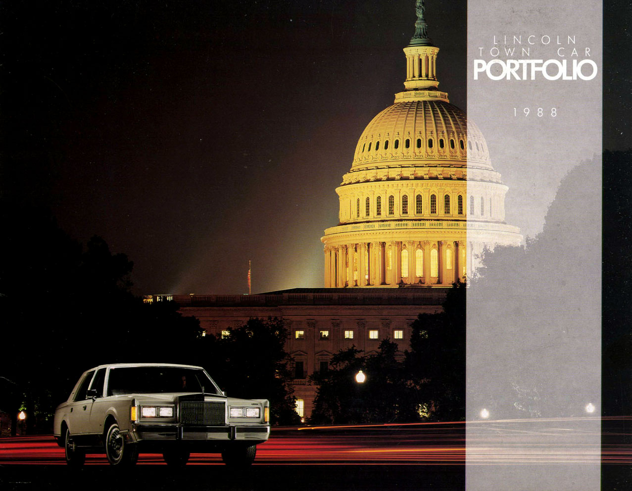 1988_Lincoln_Town_Car-01