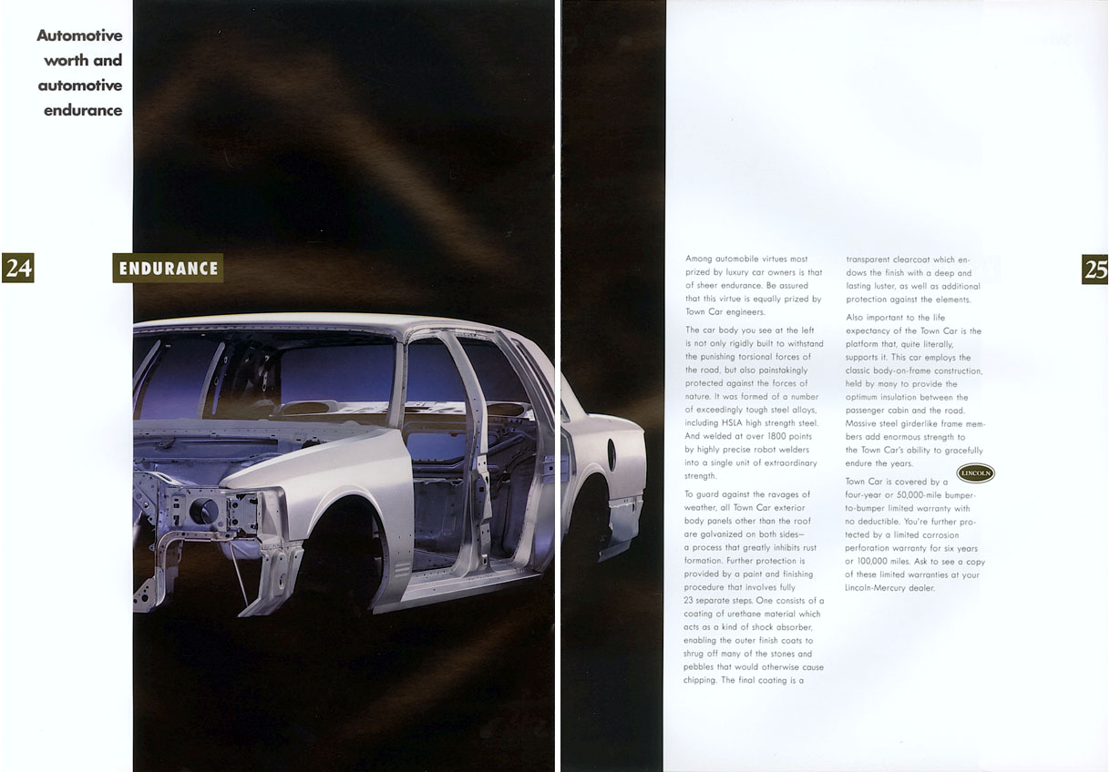 1992_Lincoln_Town_Car-24-25
