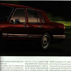1994_Lincoln_Town_Car-16