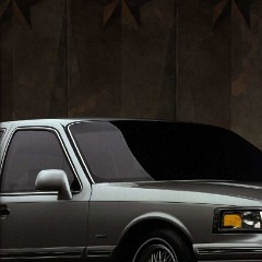 1996_Lincoln_Town_Car-18b