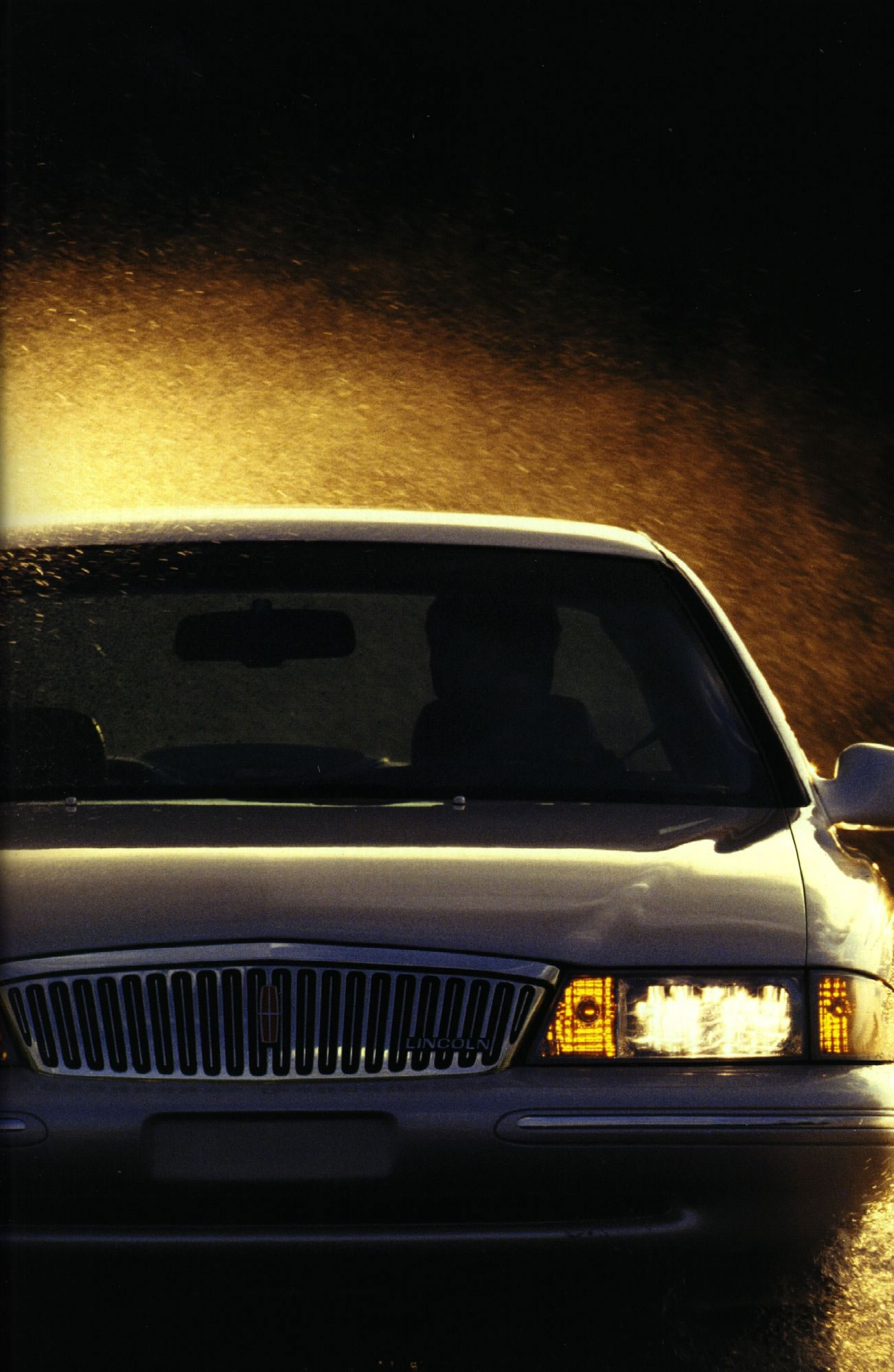 1996_Lincoln_Continental-19