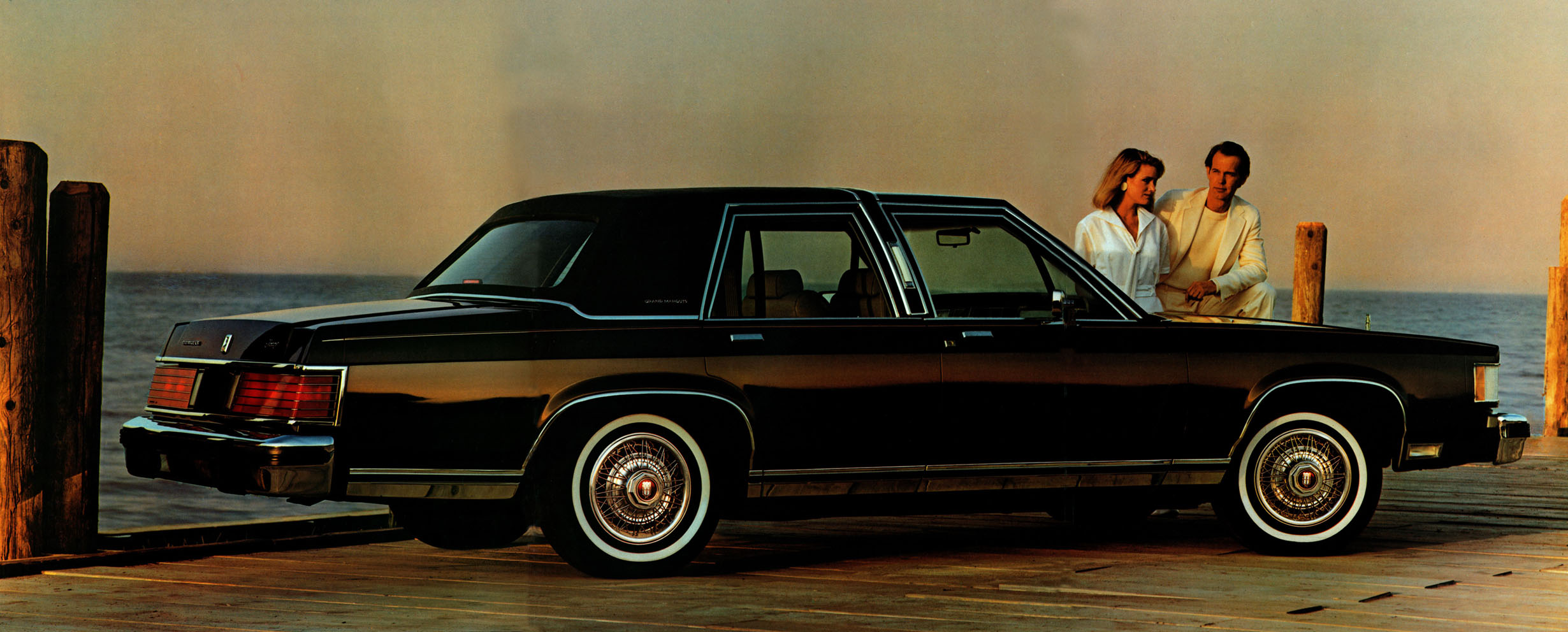 1986_Mercury_Grand_Marquis-02-03-04