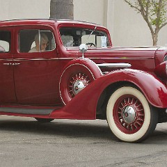 1933_Oldsmobile