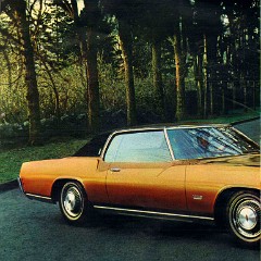 1971_Oldsmobile_Full_Line-02