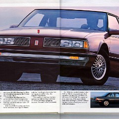 1988_Oldsmobile_Full_Size-32-33
