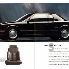 1992_Oldsmobile_Full_Line_Prestige-28-29