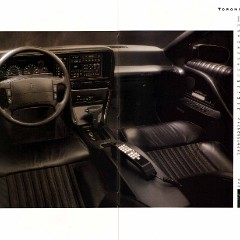 1992_Oldsmobile_Full_Line_Prestige-30-31