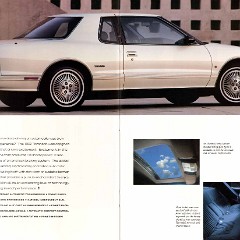 1992_Oldsmobile_Full_Line_Prestige-32-33