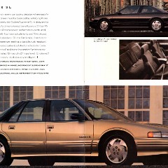 1992_Oldsmobile_Full_Line_Prestige-42-43