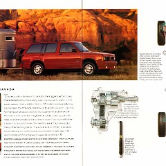 1992_Oldsmobile_Full_Line_Prestige-86-87