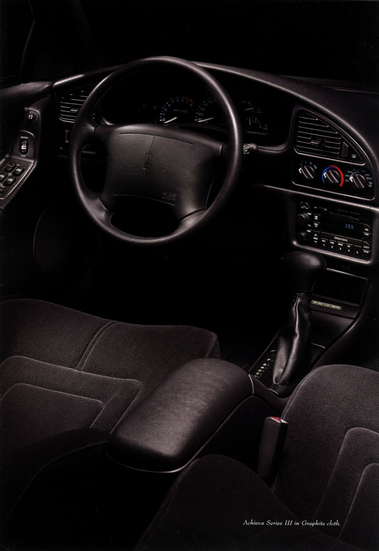 1996_Oldsmobile_Achieva-08