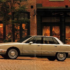 1996_Oldsmobile_Ninety_Eight-10-11