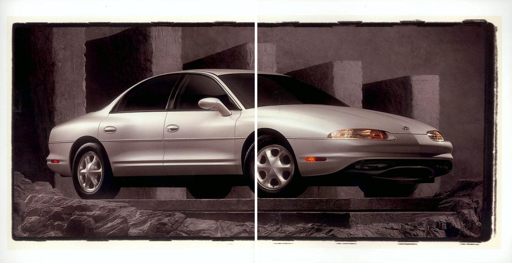 1997_Oldsmobile_Aurora-09