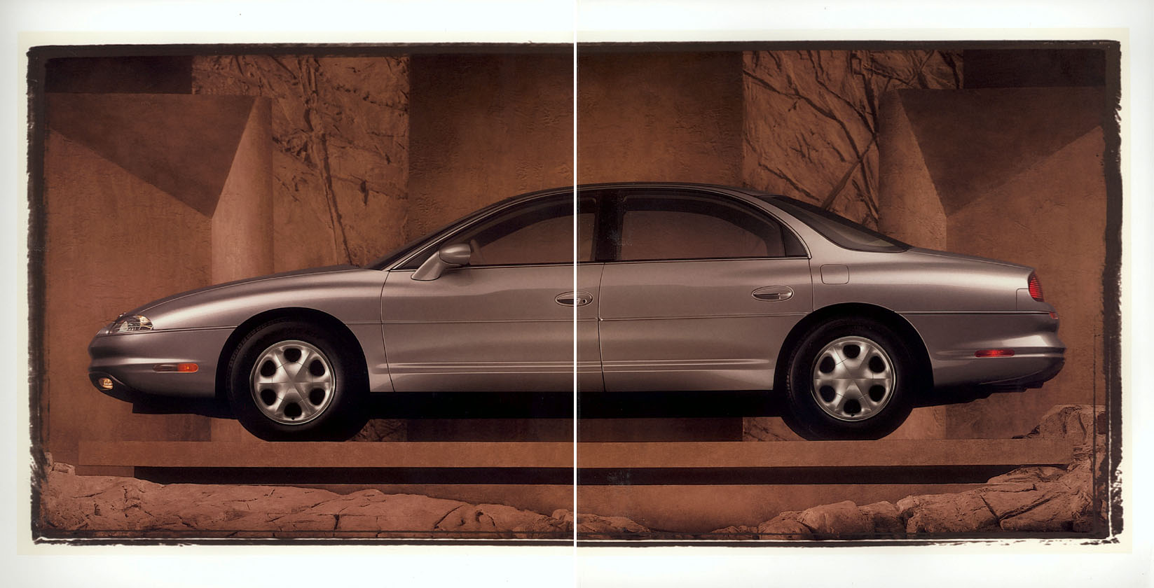 1997_Oldsmobile_Aurora-14