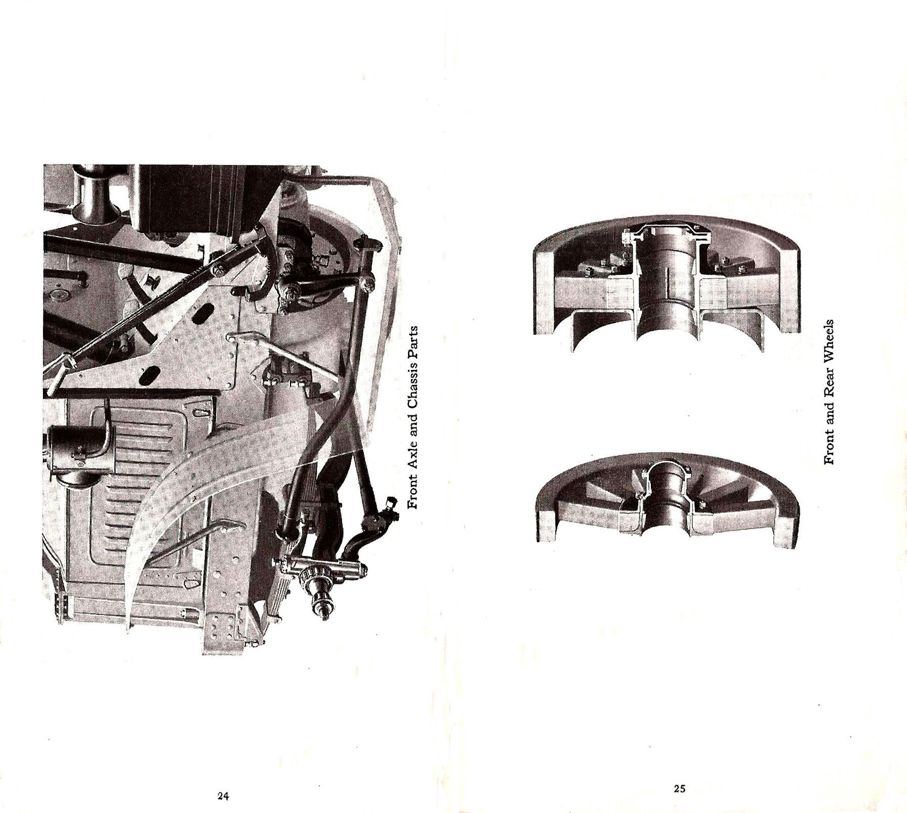 1919_Packard_E_Truck-24-25