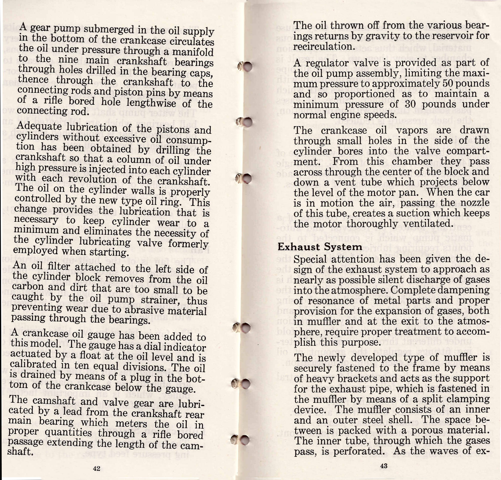 1932_Packard_Eight_Deluxe_Facts_Book-42-43