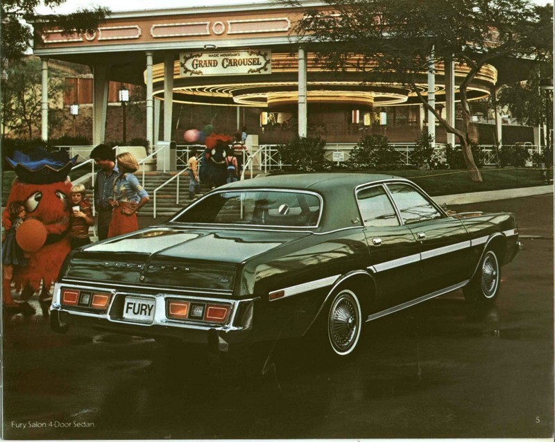 1977_Plymouth_Fury-05