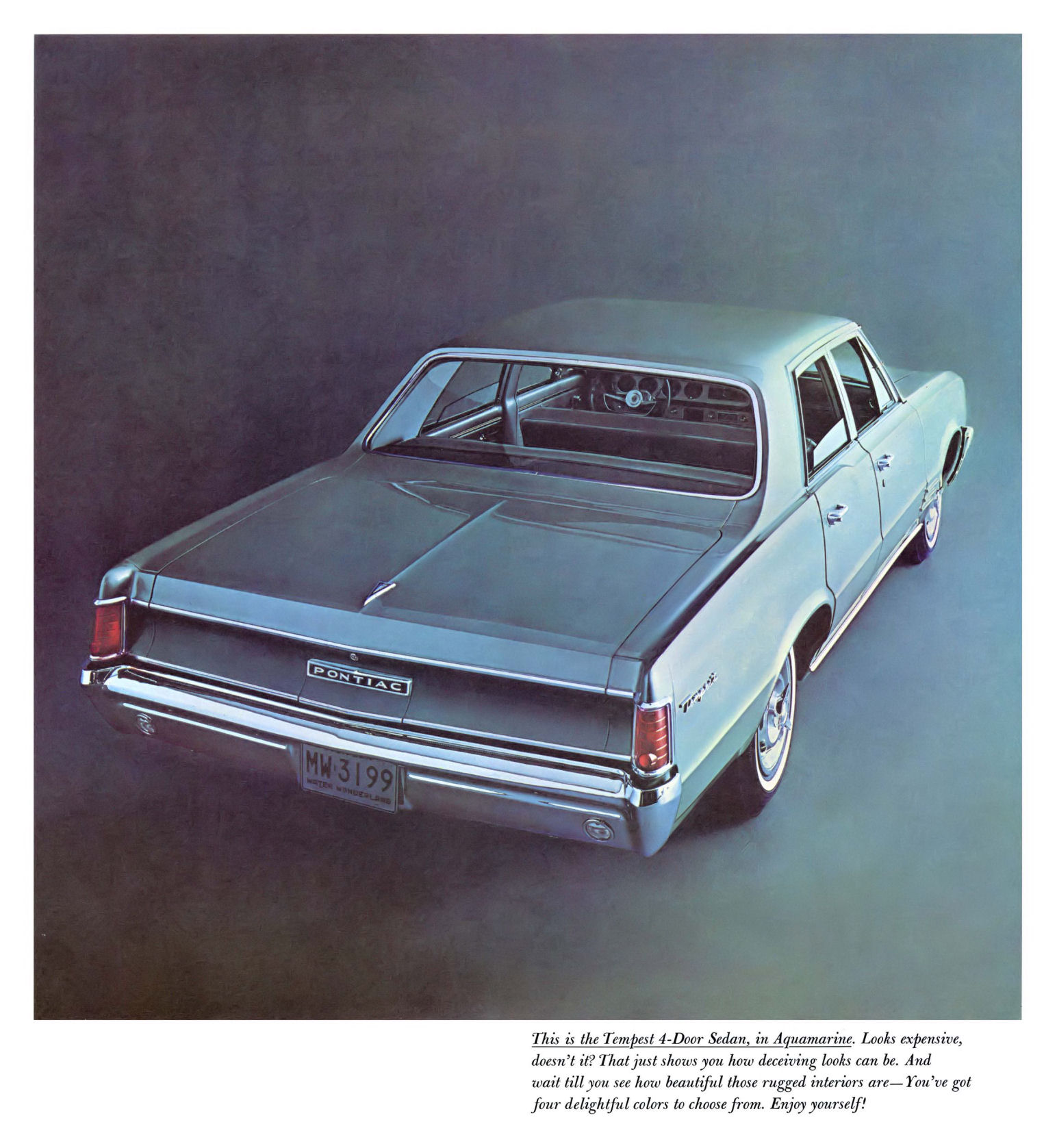 1964_Pontiac_Tempest_Deluxe-13