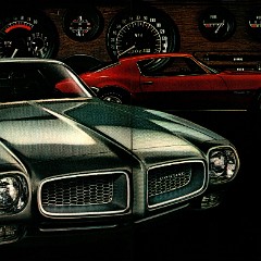 1972_Pontiac_Full_Line_Prestige-22-23